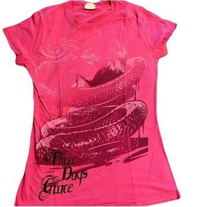 ‼️SOLD‼️ Women’s Three Days Grace T-Shirt Size Small
